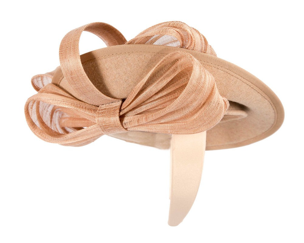 Beige plate with bow winter fascinator by Fillies Collection