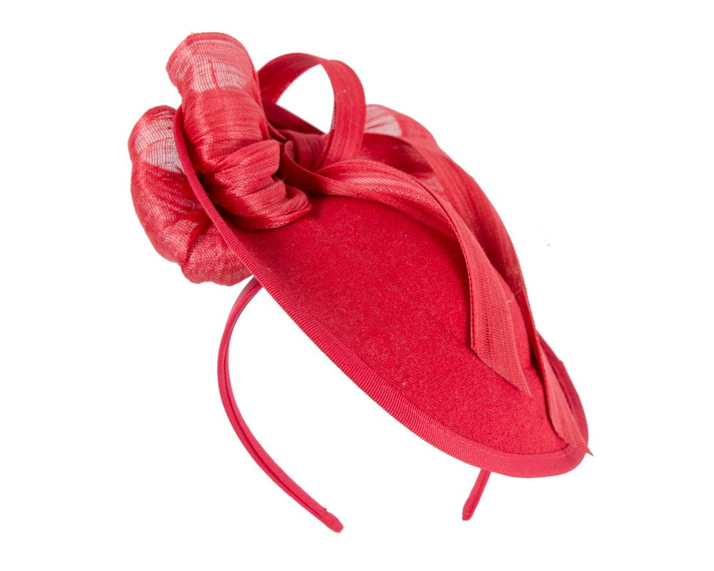 Red plate with bow winter fascinator by Fillies Collection-4