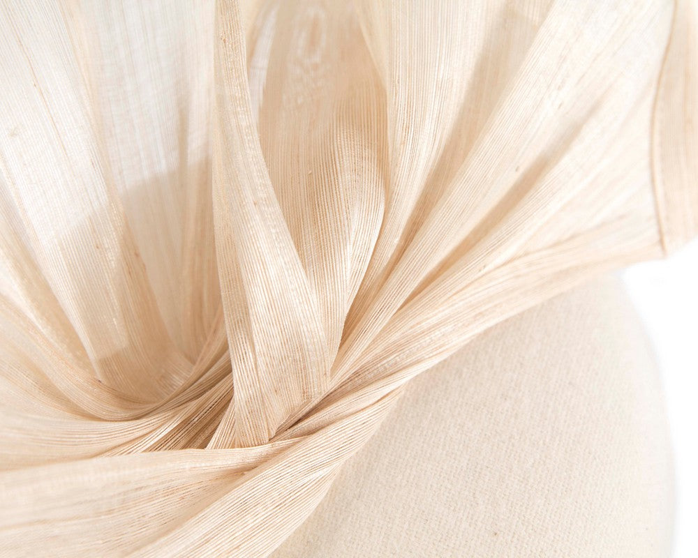 Bespoke cream winter racing fascinator by Fillies Collection