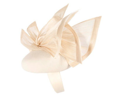 Bespoke cream winter racing fascinator by Fillies Collection