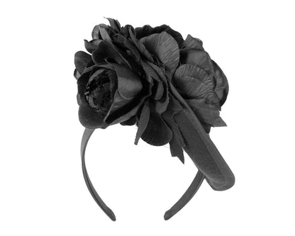 Black flower fascinator by Fillies Collection-5