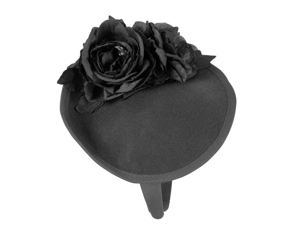 Black flower fascinator by Fillies Collection-3