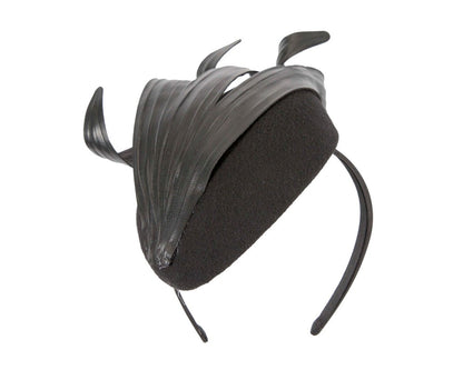Black winter racing fascinator by Fillies Collection