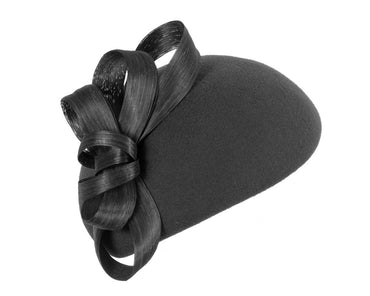 Stylish black felt beret hat by Fillies Collection