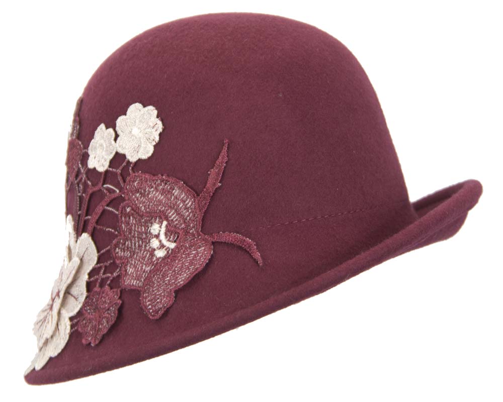Wine winter bucket hat with lace