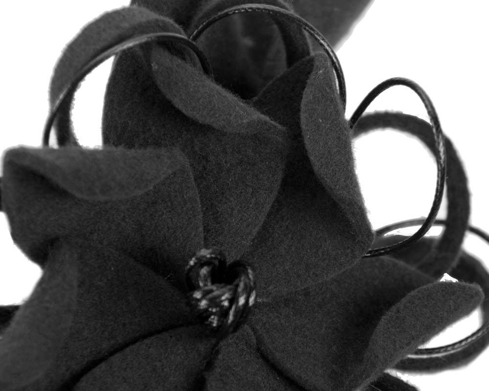 Black felt flower racing fascinator-3