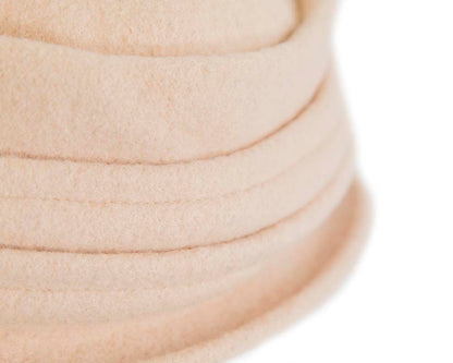 Warm beige winter bucket hat by Max Alexander
