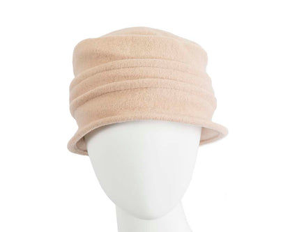Warm beige winter bucket hat by Max Alexander