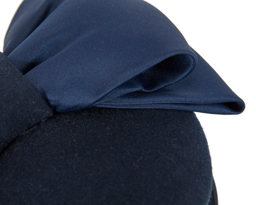 Navy winter pillbox fascinator with bow-4