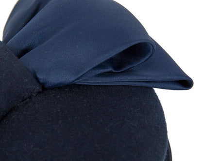 Navy winter pillbox fascinator with bow-4