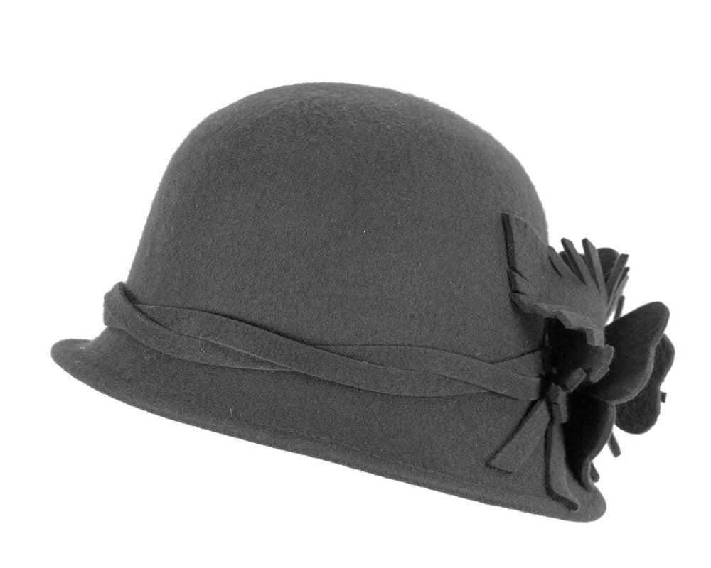 Black felt winter hat with flower by Max Alexander J437