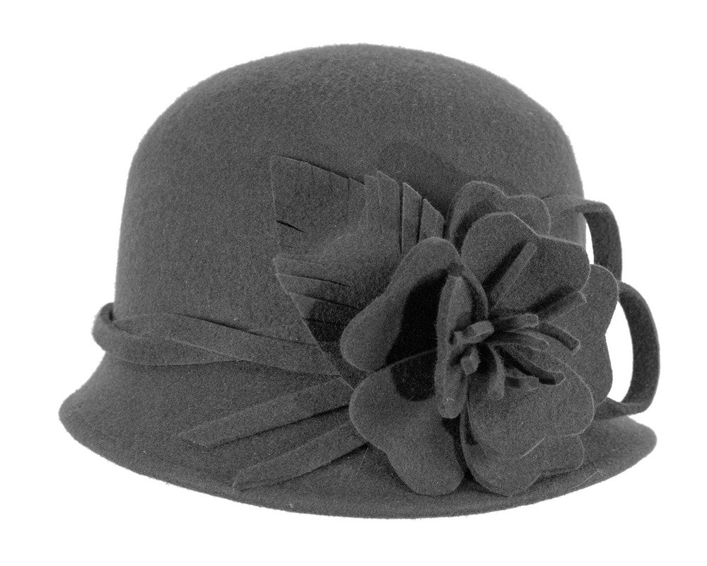 Black felt winter hat with flower by Max Alexander J437