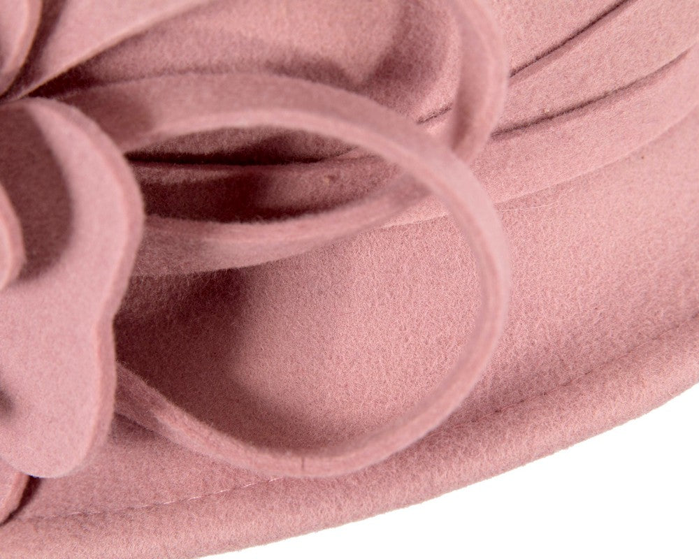 Pink felt winter hat with flower by Max Alexander J437