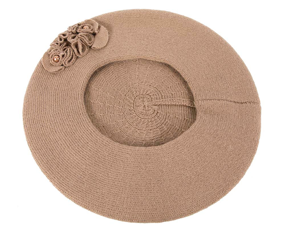 Warm woven beige beret by Max Alexander-1