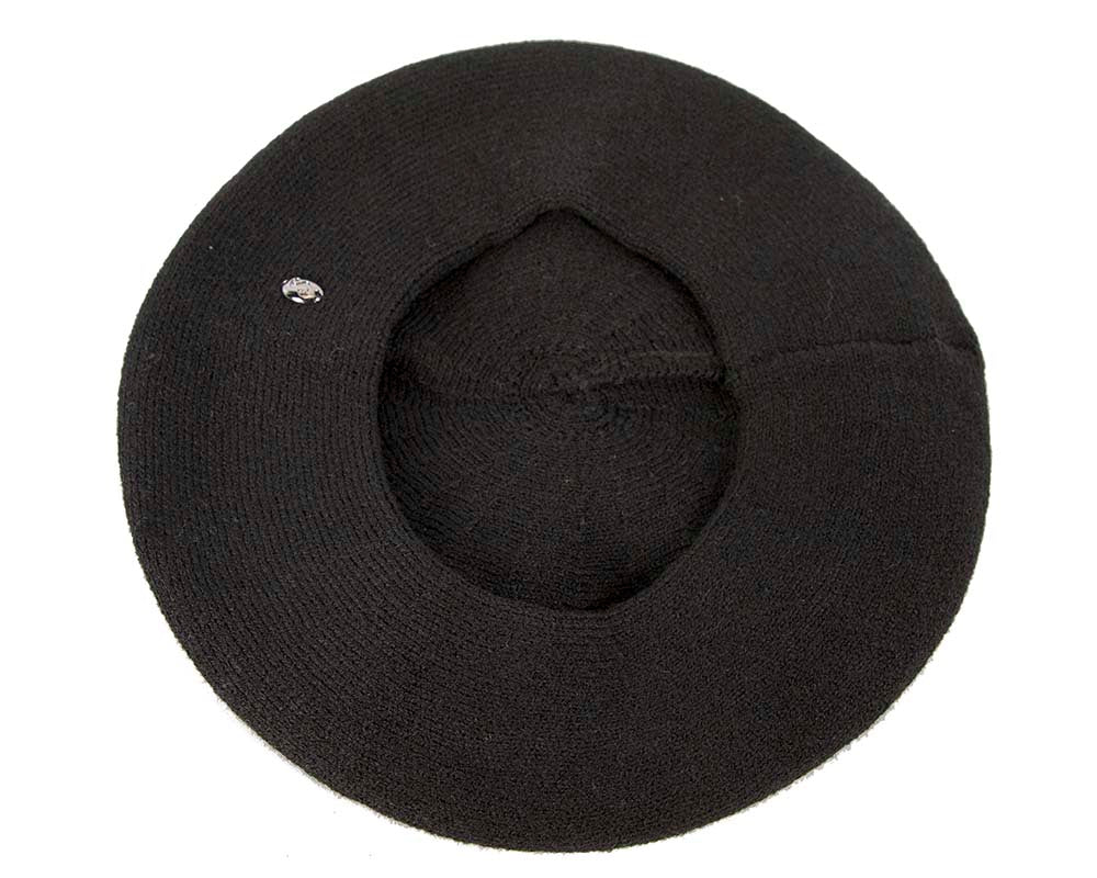 Classic woven black beret by Max Alexander