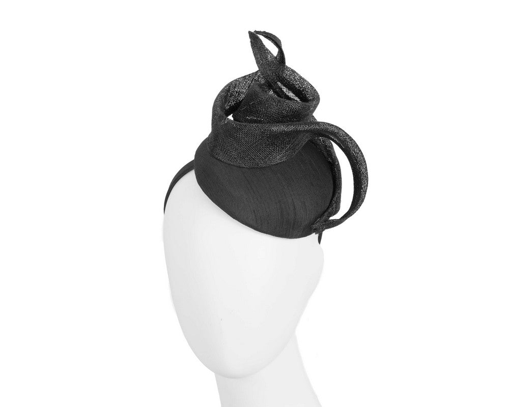 Designers black racing fascinator by Max Alexander