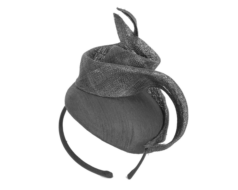 Designers black racing fascinator by Max Alexander