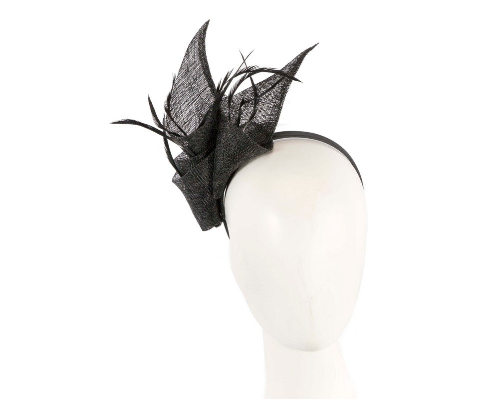 Black sinamay fascinator by Max Alexander-0