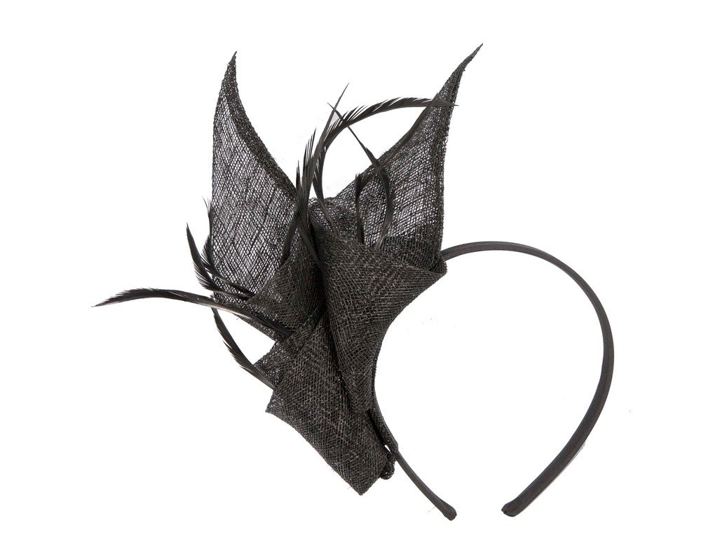 Black sinamay fascinator by Max Alexander-1