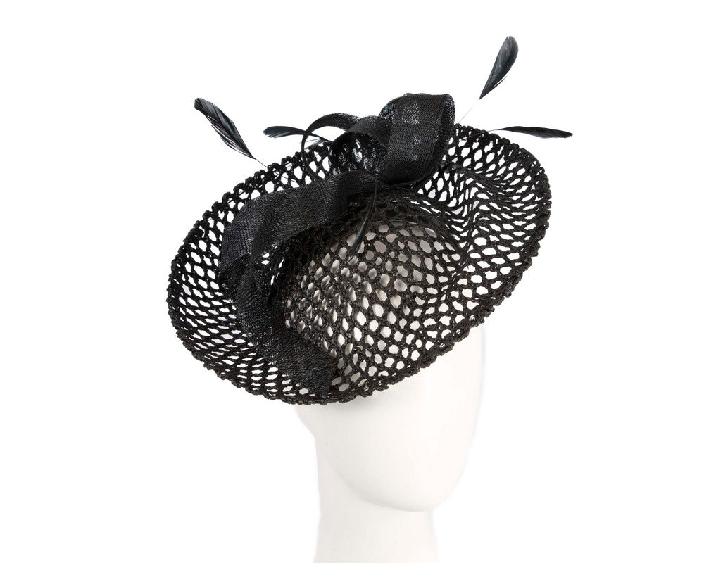 Max Alexander black plate fascinator