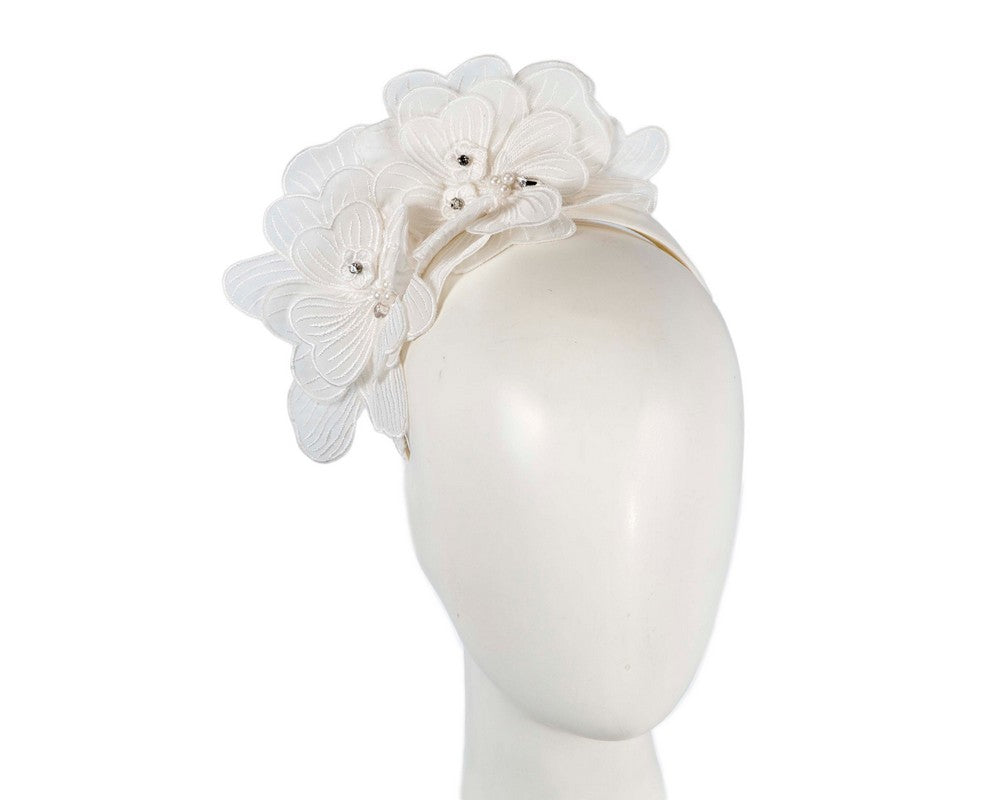 White lace flower fasinator-0
