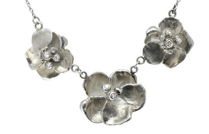 Metal Petals- Pansy Earring-Small-14K Gold & Diamonds