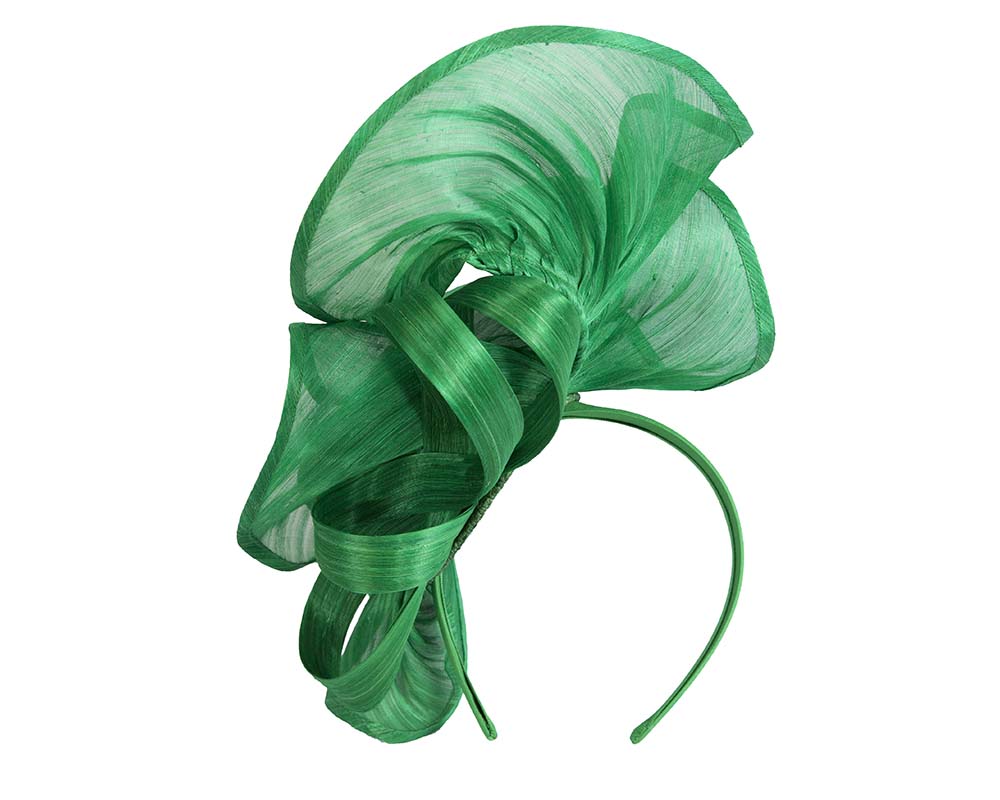 Tall green bespoke racing fascinator-3