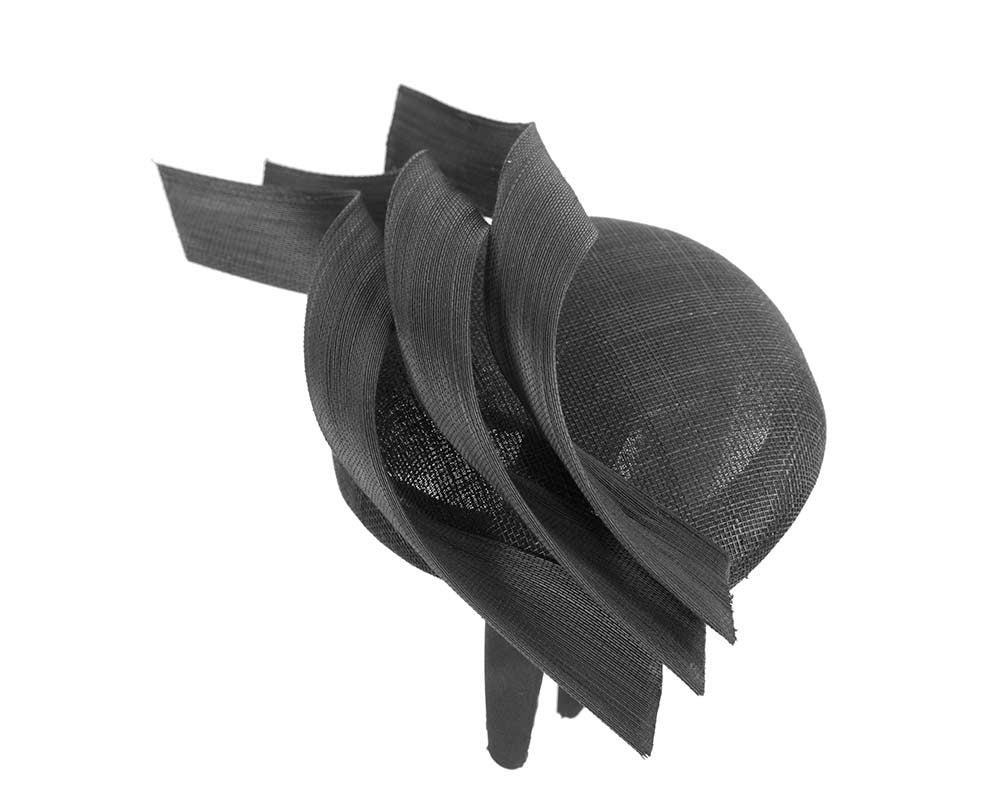 Bespoke black pillbox fascinator by Fillies Collection