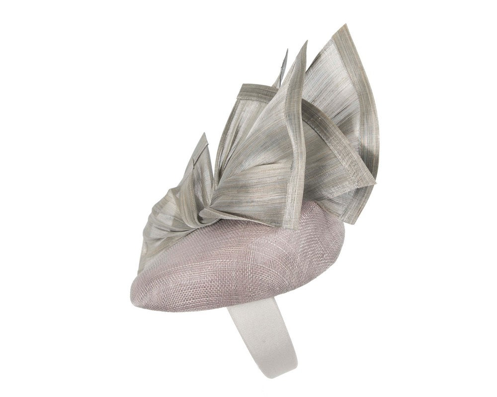 Bespoke silver racing fascinator by Fillies Collection S254