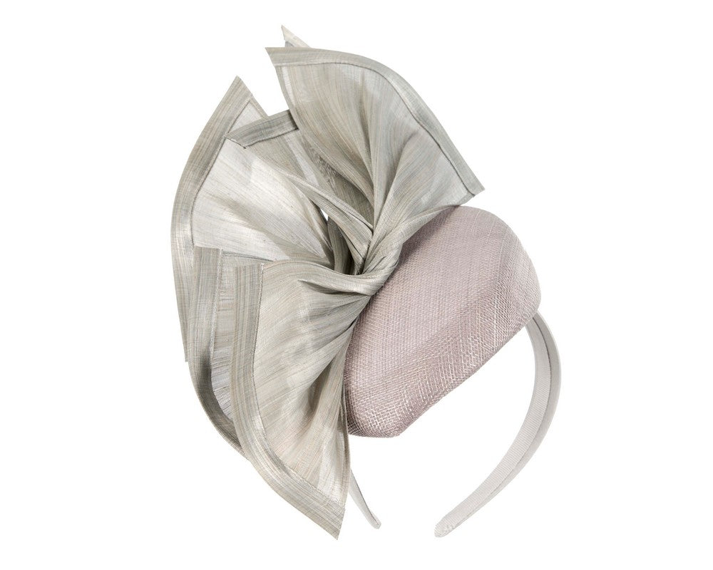 Bespoke silver racing fascinator by Fillies Collection S254