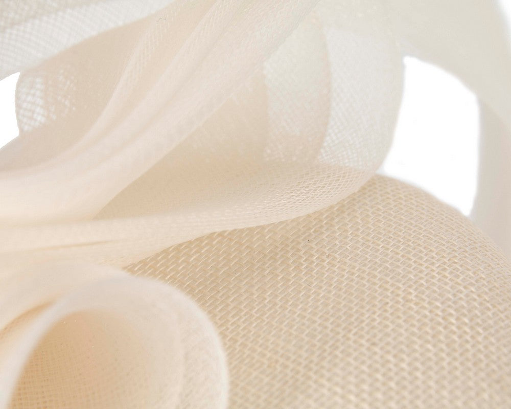 Cream racing fascinator by Fillies Collection-4
