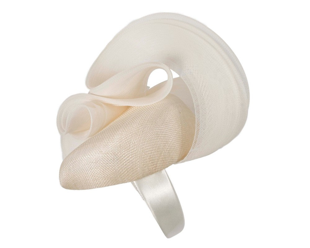 Cream racing fascinator by Fillies Collection-2