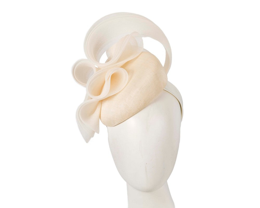 Cream racing fascinator by Fillies Collection-0