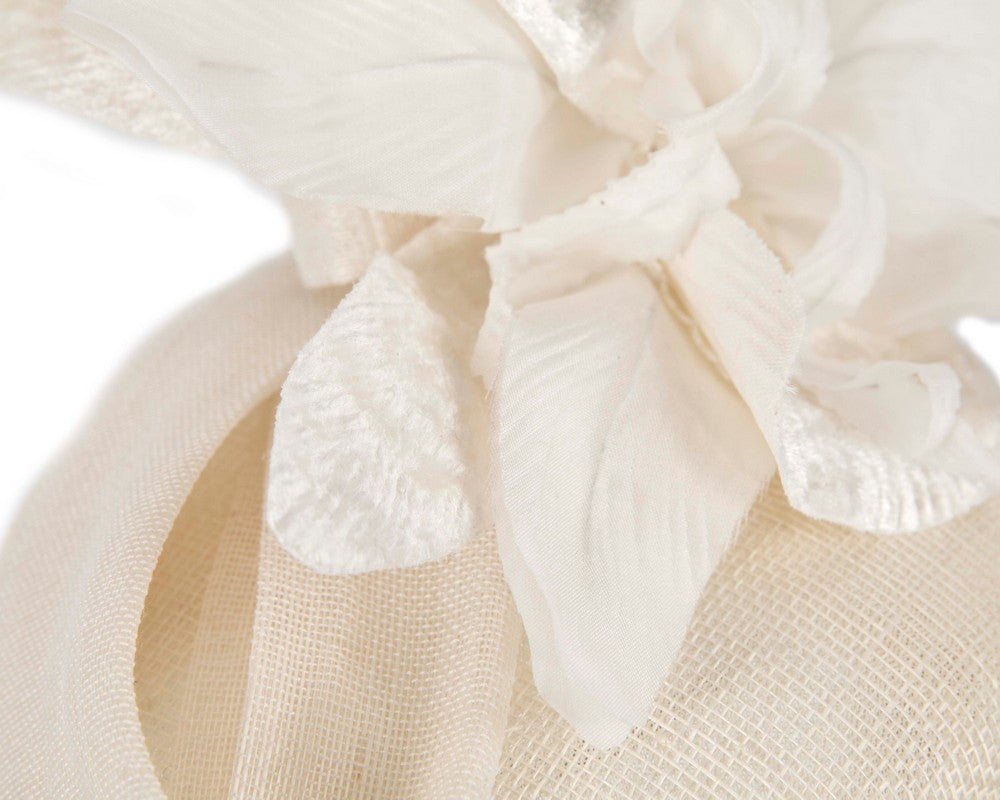 Tall cream racing pillbox fascinator by Fillies Collection-4