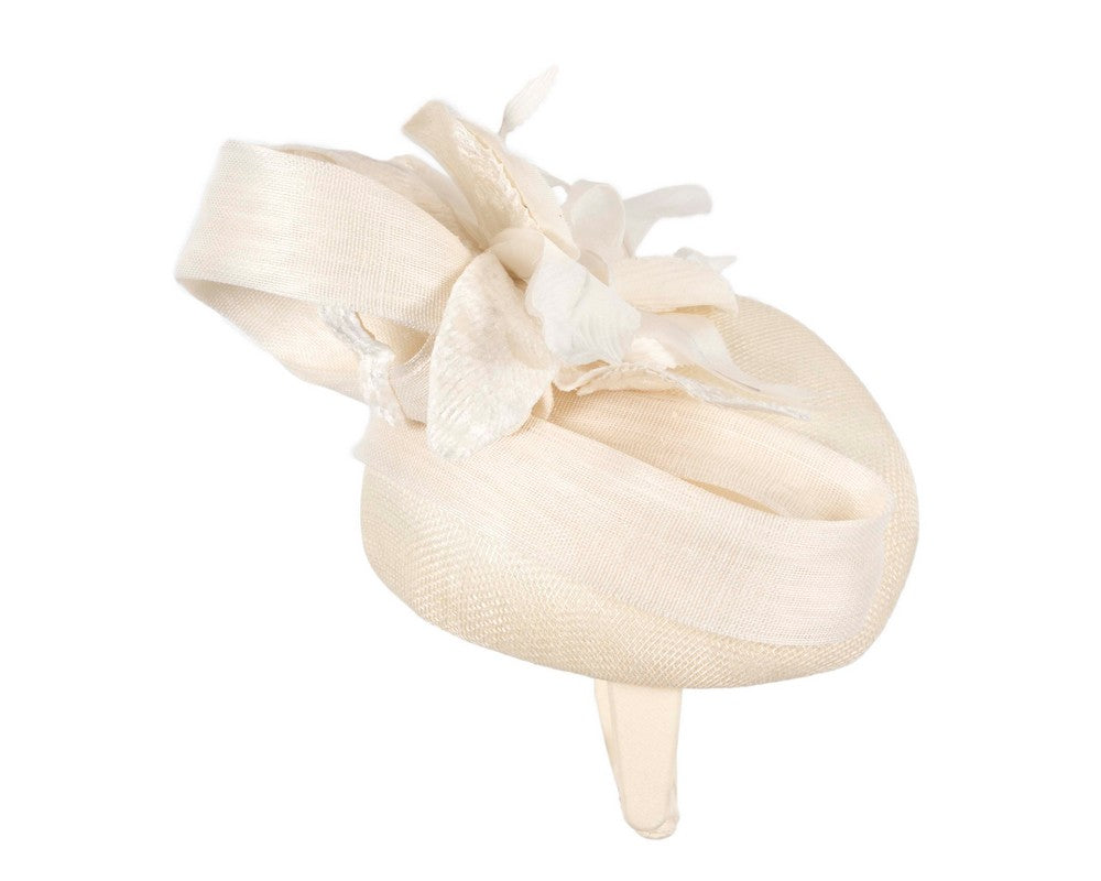 Tall cream racing pillbox fascinator by Fillies Collection-3