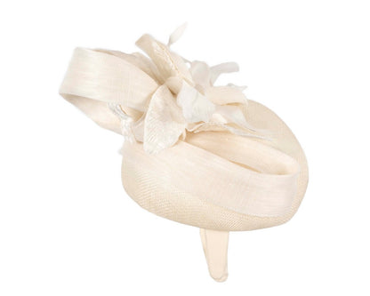 Tall cream racing pillbox fascinator by Fillies Collection-3
