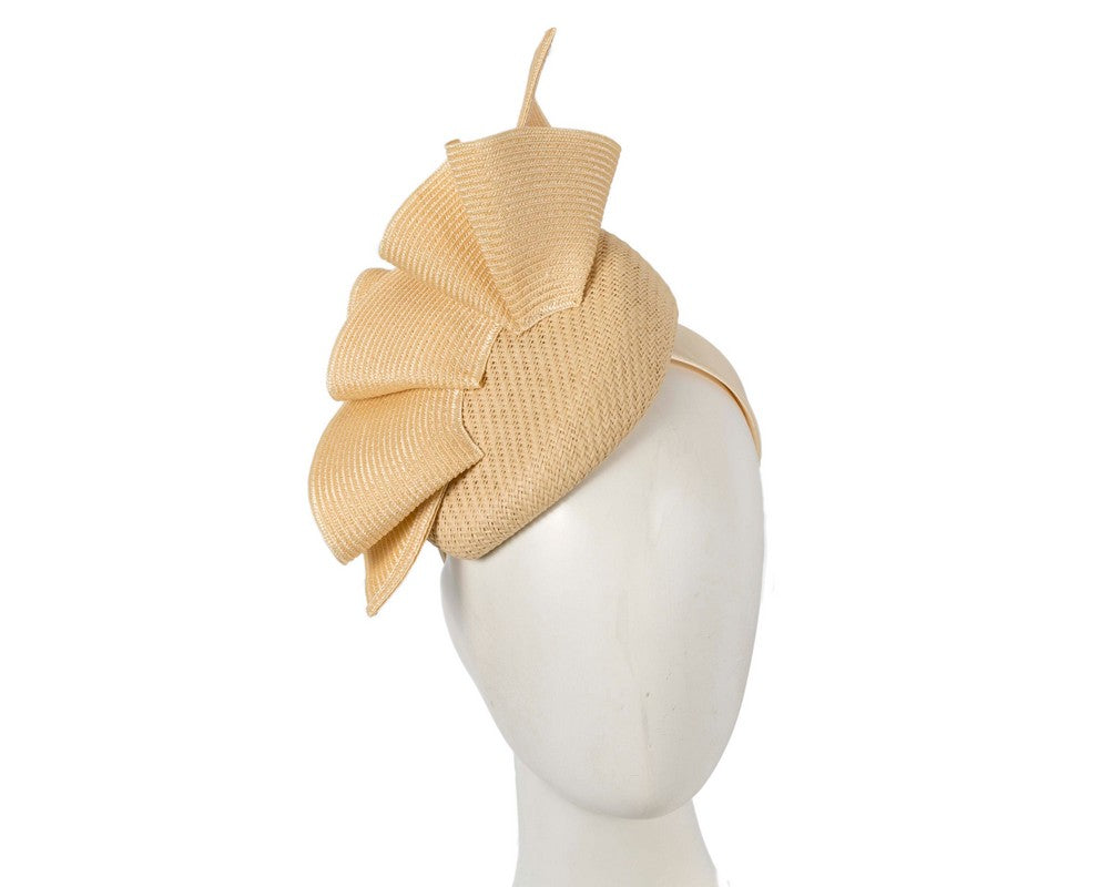 Nude pillbox fascinator by Fillies Collection-0