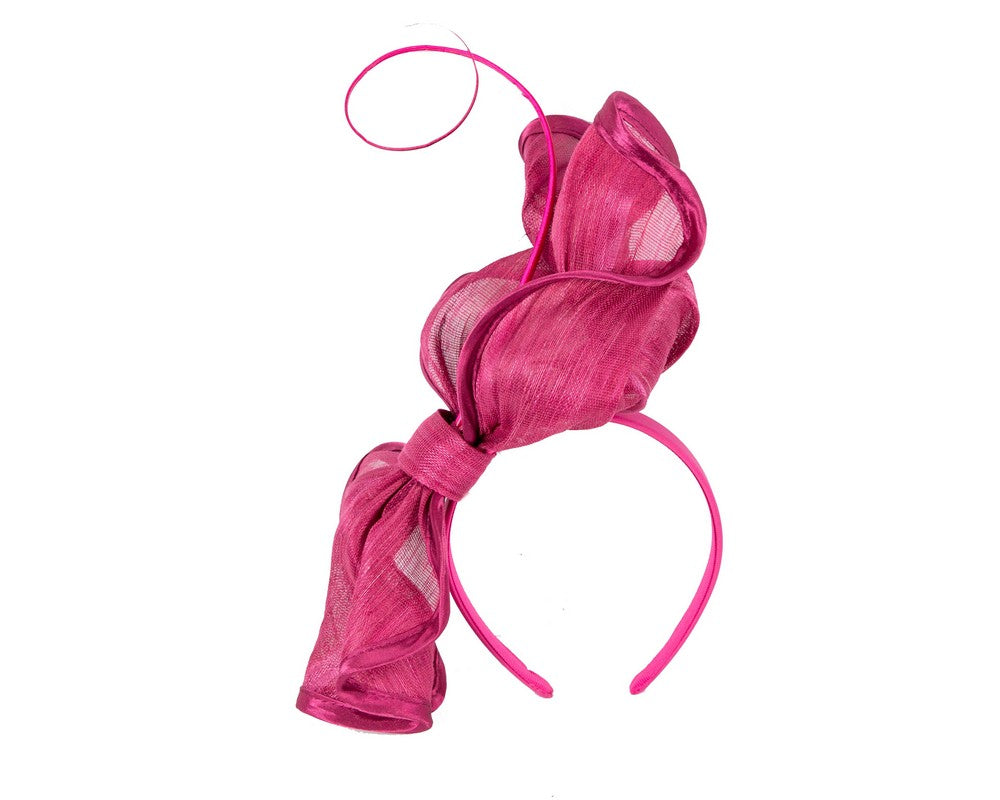 Fuchsia racing fascinator by Fillies Collection-1