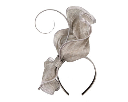 Silver racing fascinator by Fillies Collection-1