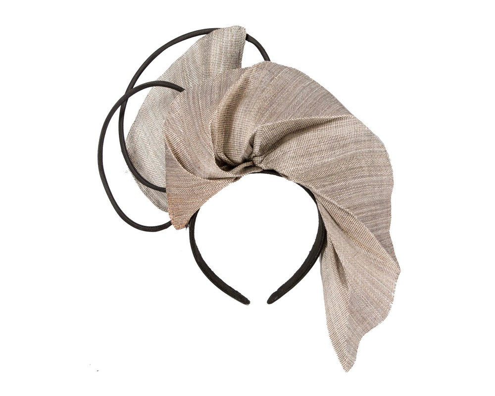 Bespoke silver & black fascinator by Fillies Collection