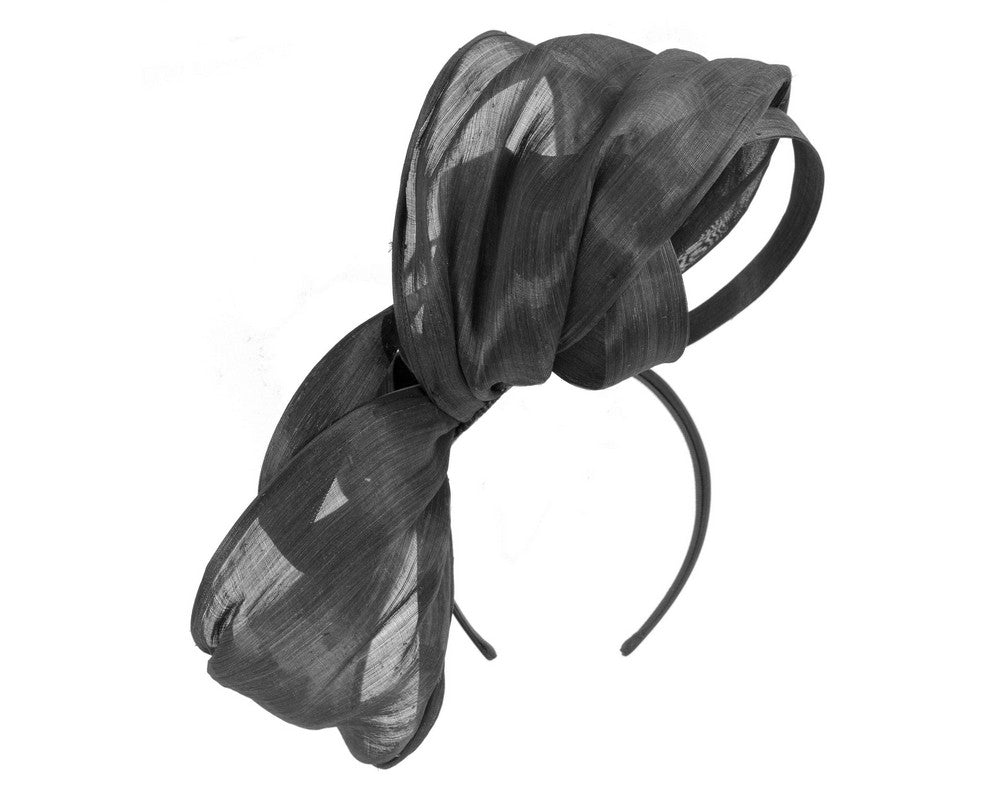 Large Black fascinator by Fillies Collection-5
