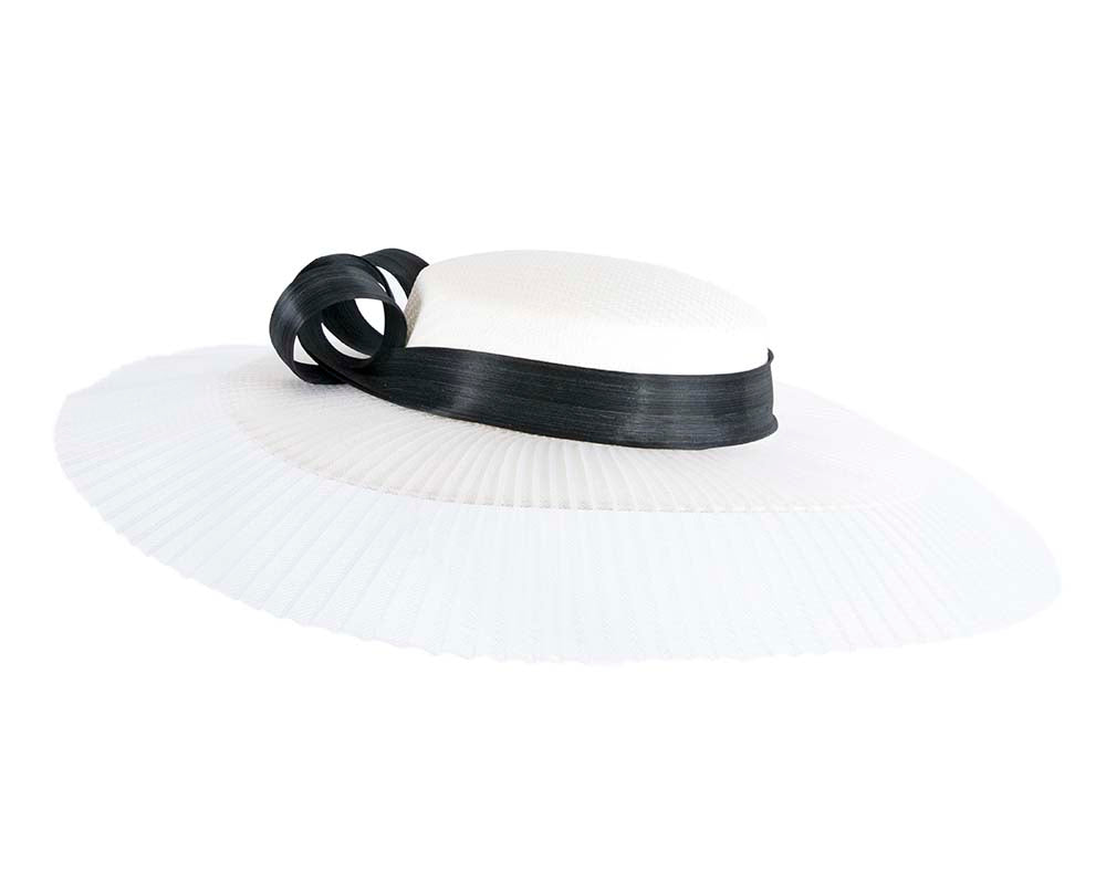 Large white & black boater hat by Fillies Collection