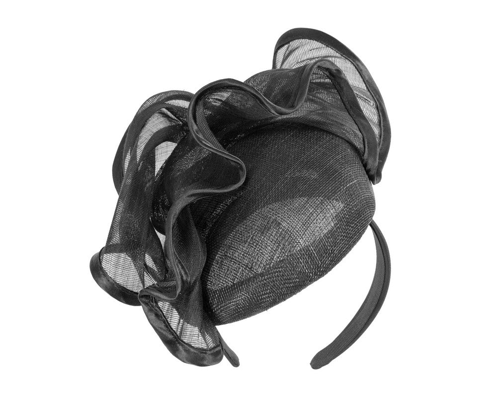 Black pillbox with wave by Fillies Collection