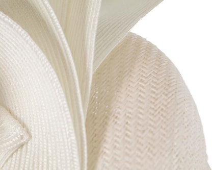 White pillbox fascinator by Fillies Collection S286-4