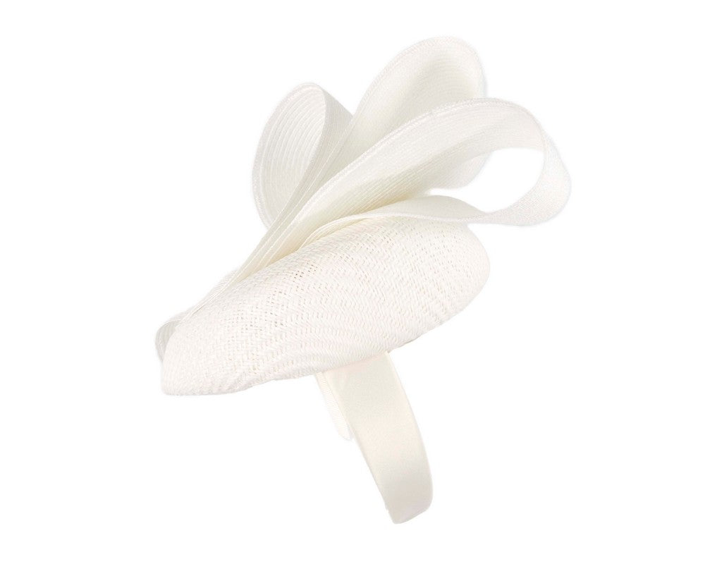 White pillbox fascinator by Fillies Collection S286-2