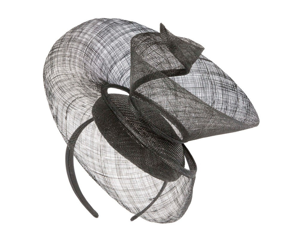 Bespoke black sinamay fascinator by Fillies Collection