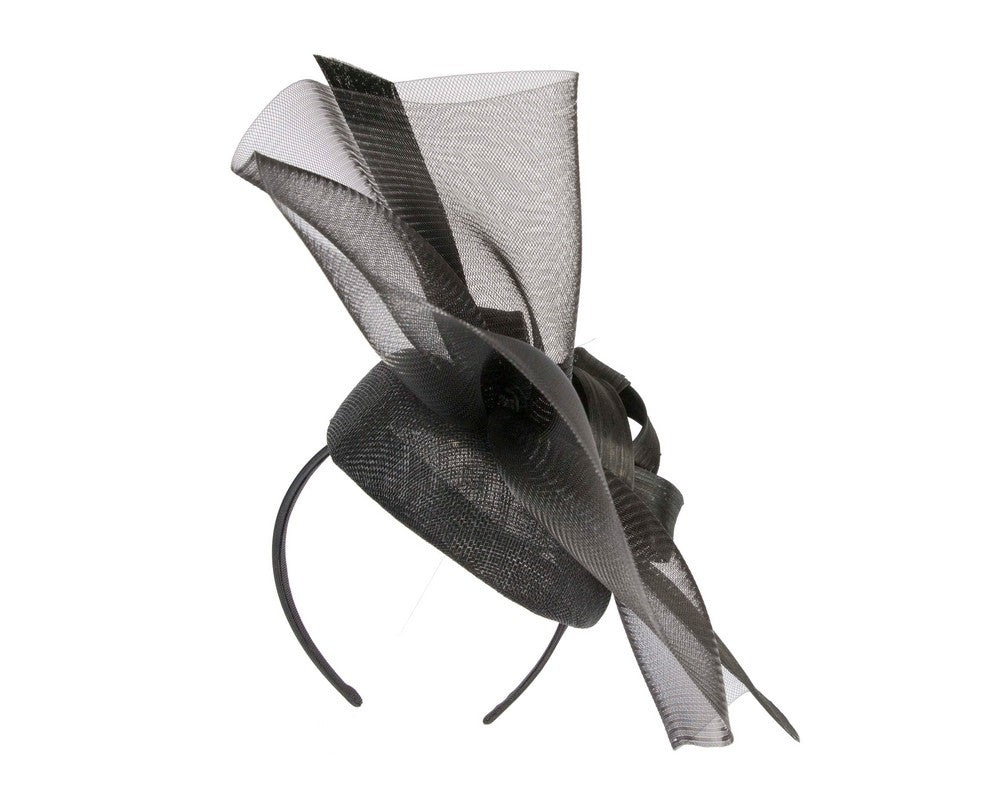 Tall black racing fascinator by Fillies Collection-5