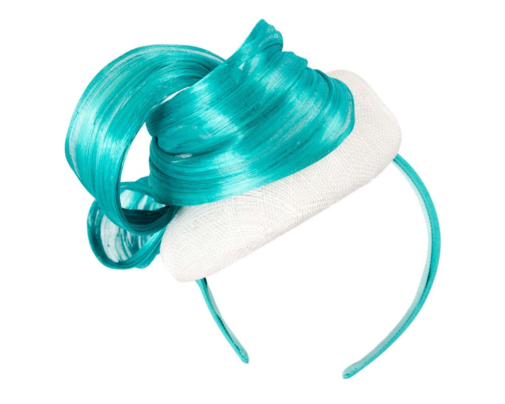 White pillbox fascinator with turquoise silk abaca bow by Fillies Collection-5