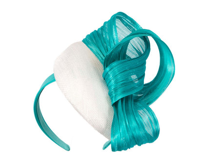 White pillbox fascinator with turquoise silk abaca bow by Fillies Collection-1