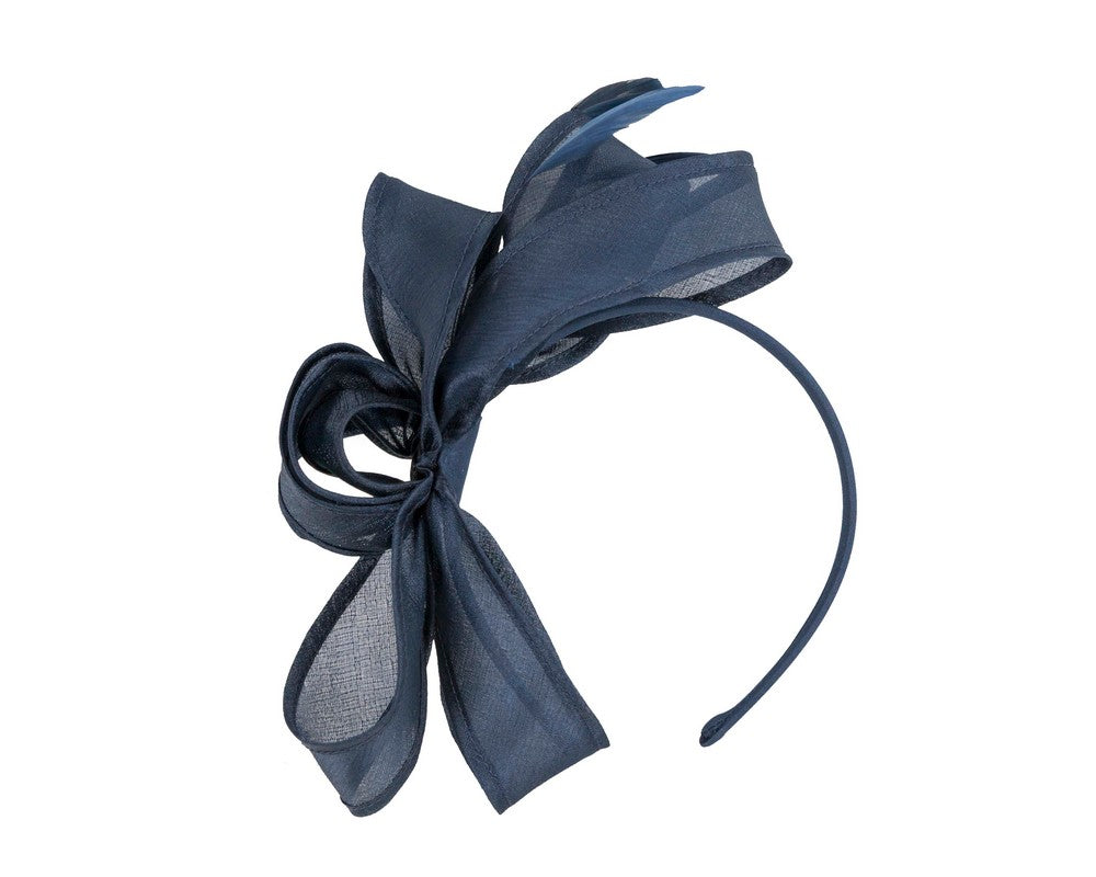 Navy organza fascinator by Max Alexander-1